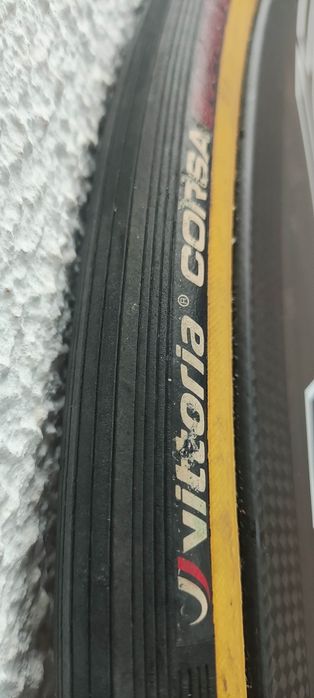 Rodas ROVAL CLX64 em carbono, originais.