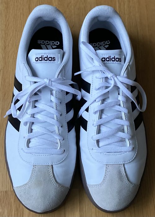 Чоловічі кросівки ADIDAS.