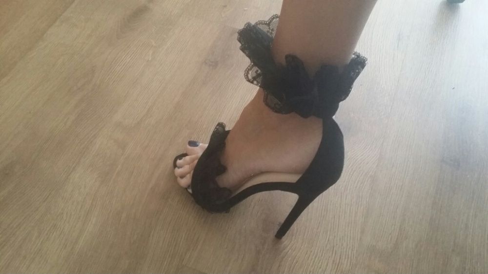 Sandalias Novas Lindíssimas e Elegantes