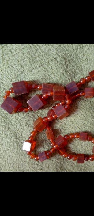 Редкое янтарные бусы
