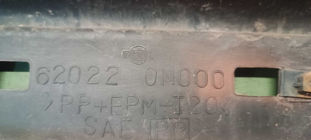 Parachoques / Para-choques frente Nissan Almera N15 96-00 620220N000