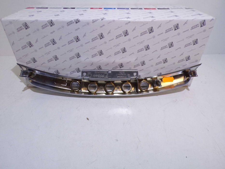 Listwa Przełączników Przycisków Panel Piaggio MP3  300/500cc 14-20r.