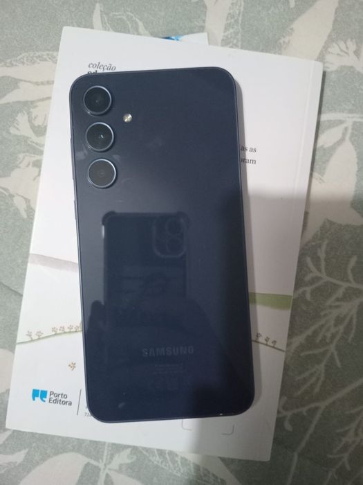 Samsung galaxy A35 como novo