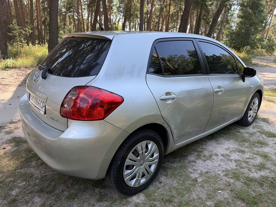 Продам Toyota Auris