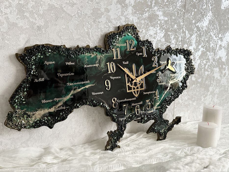 Годинник мапа України, настенные часы карта Украина из эпоксидной смол