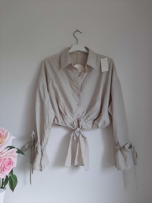 Elegancka bluzka wiązana M