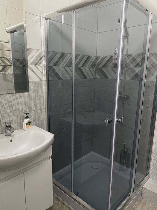 Кімната. Комунальні включені! Без %. Для Дівчини