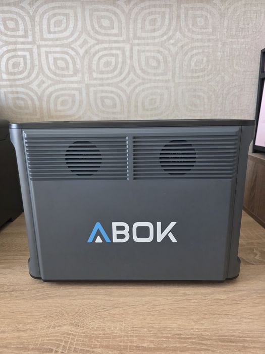 Зарядна станція АВОК ARK2000 2000W 1536Wh
