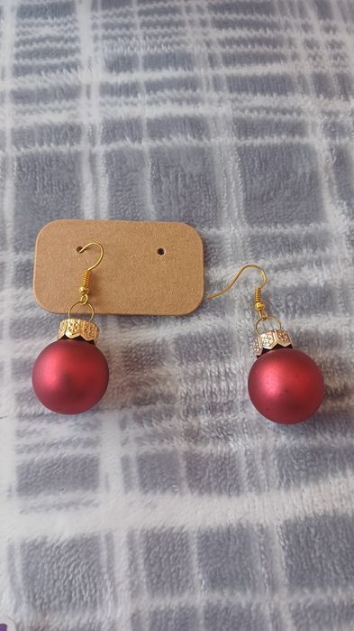 Brincos bolas de natal