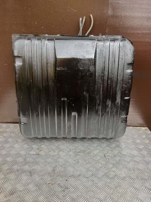 Крайслер Chrysler Voyager год 93 бак бензобак