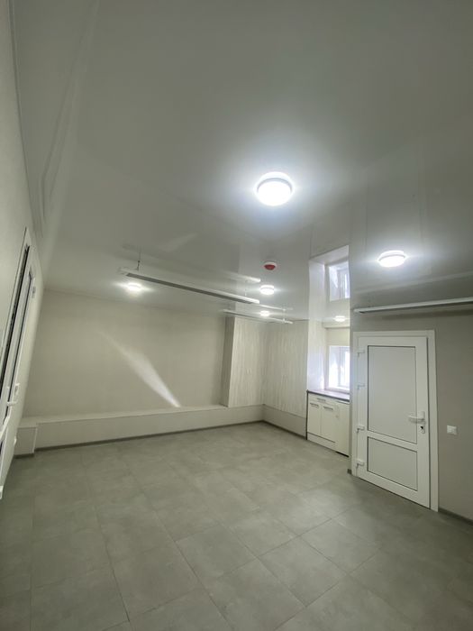 Оренда комерційного приміщення на Урожаї