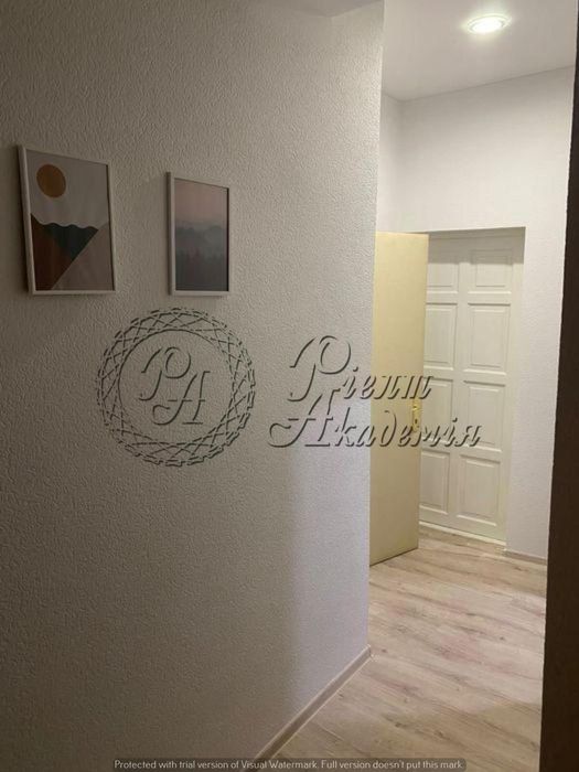 Центр 1 поверх з ремонтом. Золоті Ворота. Університет