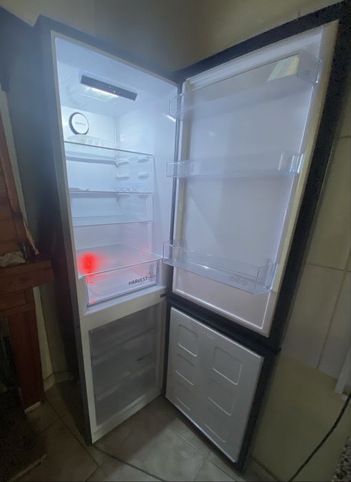 Frigorifico Combinado BEKO Pro SmartInverter