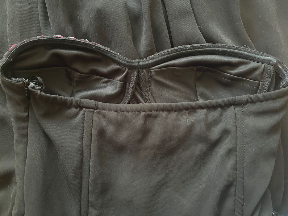 Святкова сукня жіноча