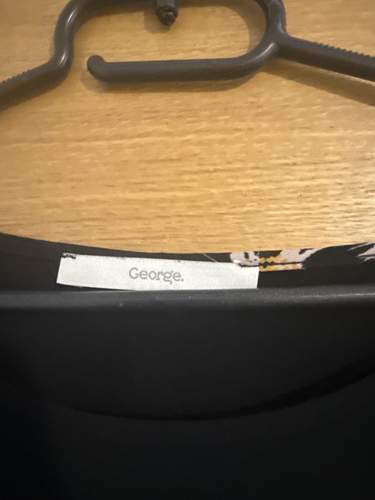 Czarna sukienka George rozmiar 46