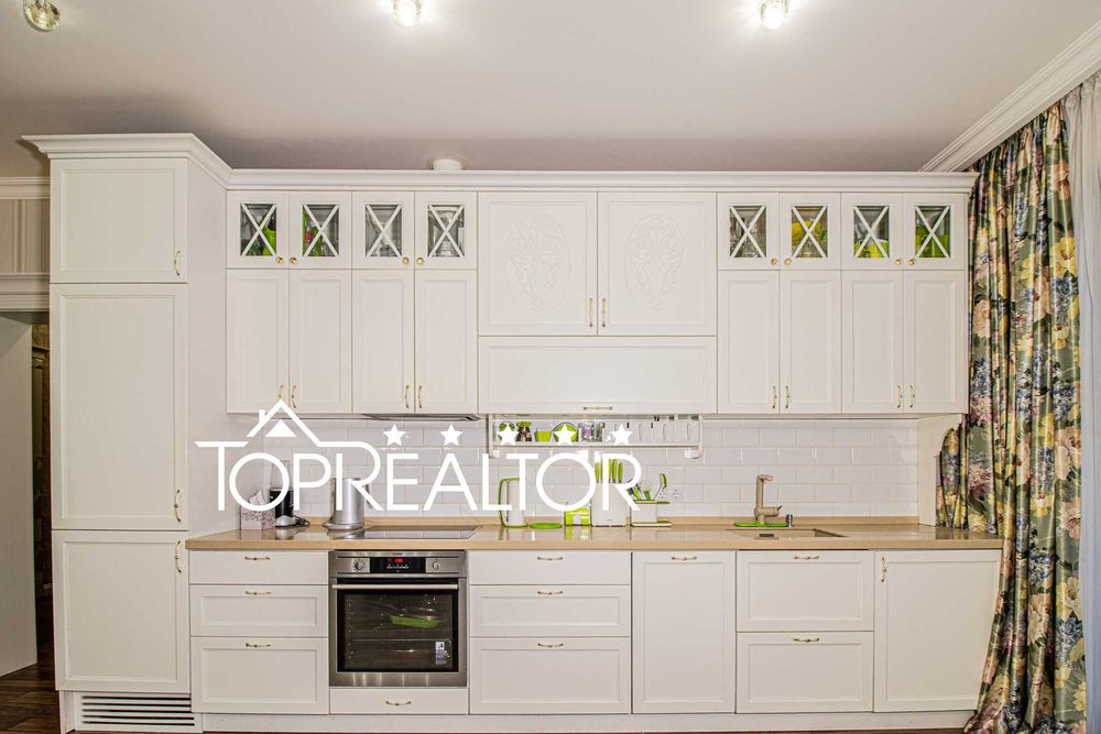 Продаж 2-пов. будинку з сучасним ремонтом за церквою на вул.Дерев'янка