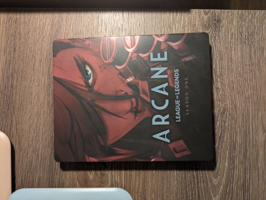 Arcane Sezon 1 steel book blu-ray