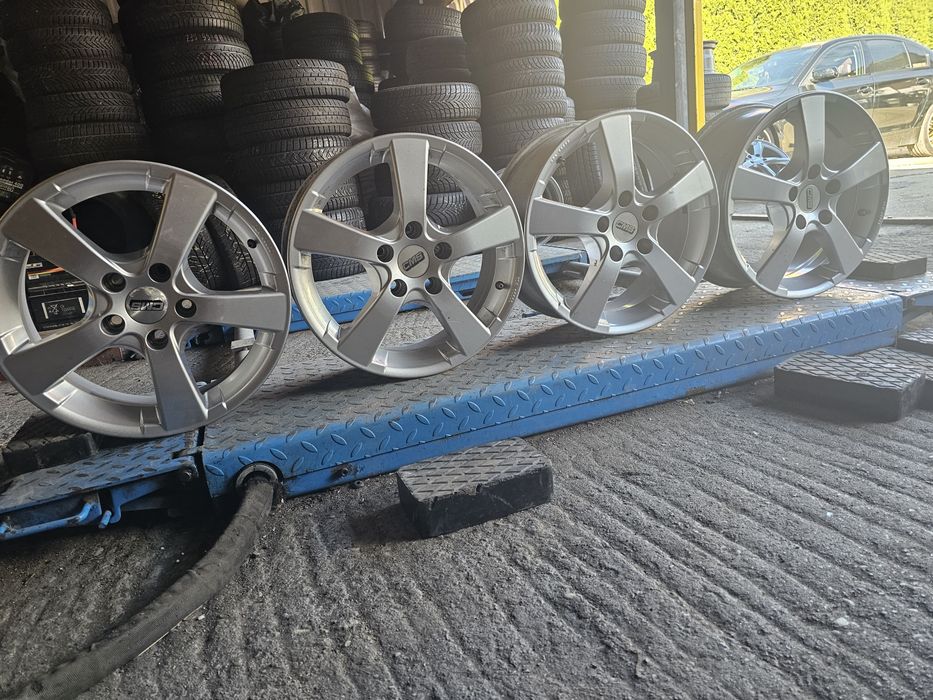 Felgi Aluminiowe Volkswagen Golf VII R16 5x112 ET45-6.5J