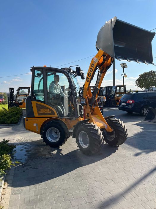 Ładowarka kołowa Gunter Grossmann GG09S. Kabina. Silnik Kubota