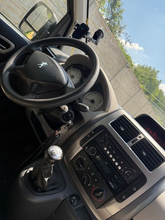 Fiat scudo 2,0  8-osobowy, sprawna klima, bluetooth, ladny egzemplarz