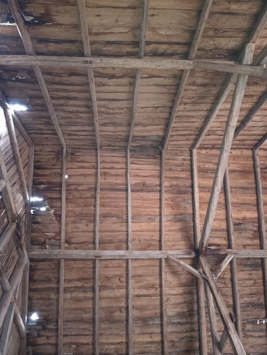 Sprzedam drewno  ciosane konstrukcyjne.