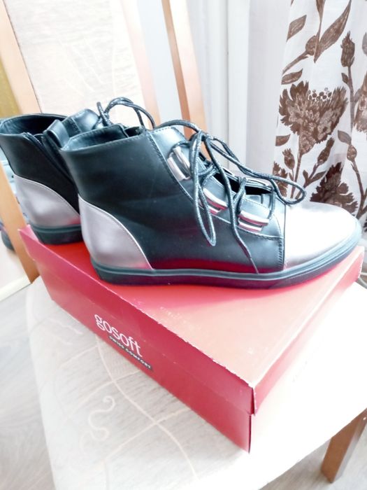 Buty damskie 39 idealny stan