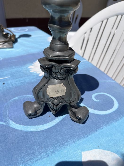 Candelabro em estanho431666334416906241