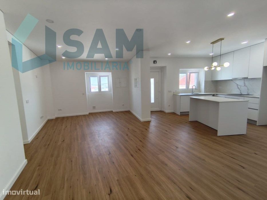 Moradia Térrea T3 de Arquitetura Contemporânea com Vista Mar | Arei...
