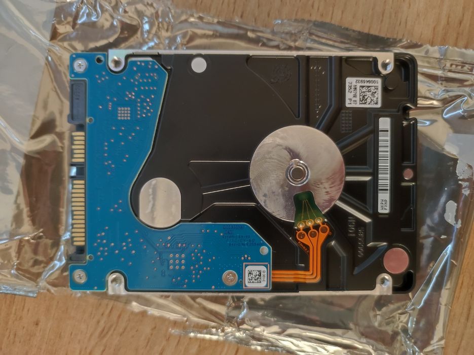 Жорсткий диск внутрішній Seagate BarraCuda HDD 1TB 5400rpm 128MB 2.5 S