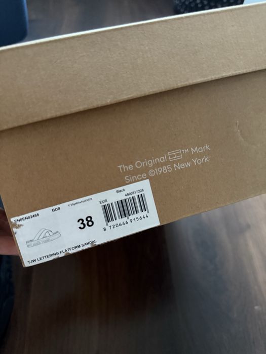Buty klapki Tommy Jeans Tjw Lettering Flatform damskie czarne na koturnie 38