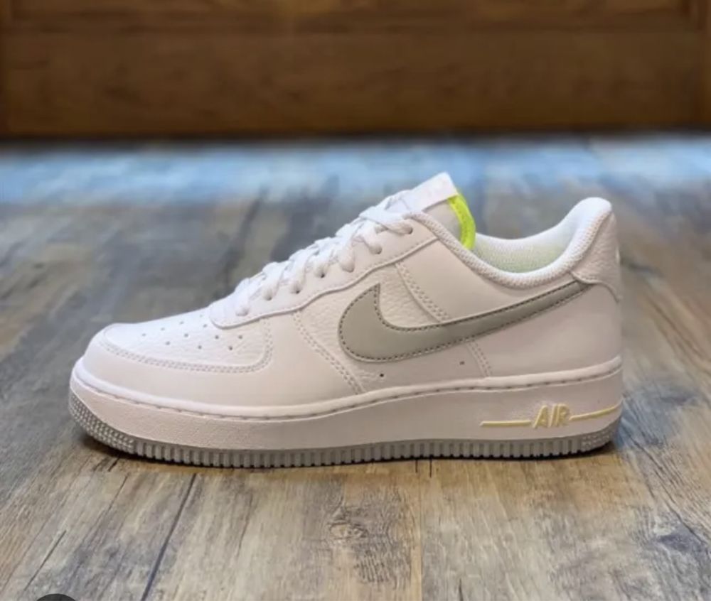 Nike Air Force 1 07 LV8 DV7184 001 25 30 5 3 850 Olx