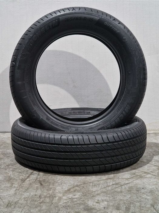 2 Pneus 165/65R15 MICHELIN Semi Novos