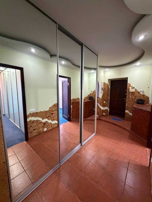 Продам 3к квартиру с ремонтом Ломовский Донецкое шоссе 9