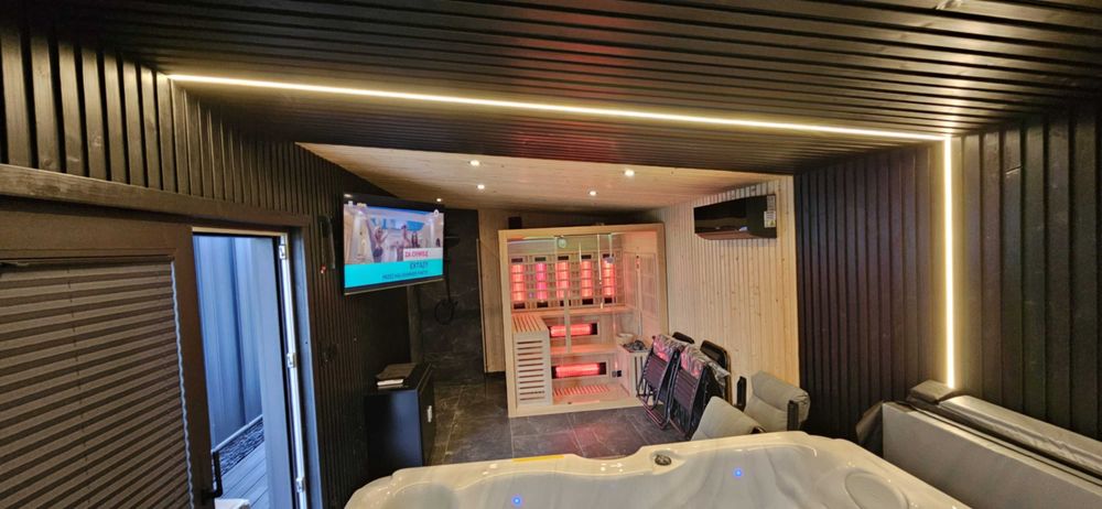 Domek jacuzzi cały rok sauna kominek wczasy Rusinowo Jarosławiec