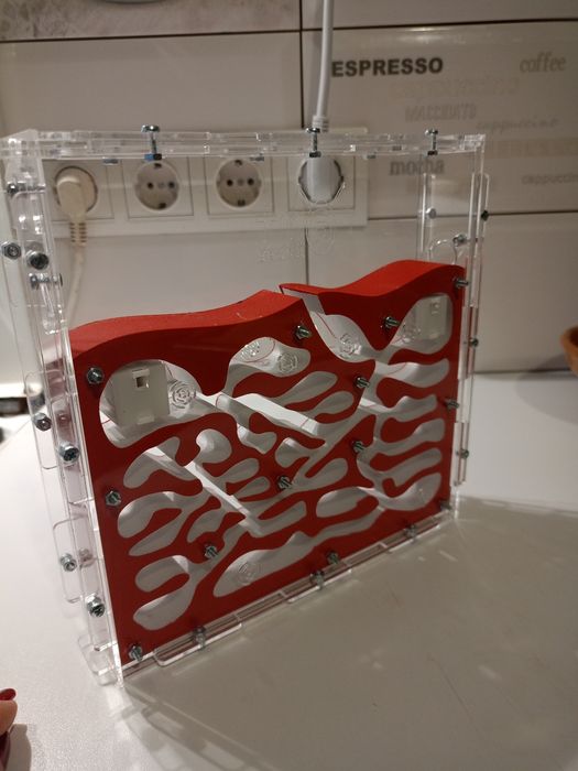 Продам Муравьиную ферму,в идеальном состоянии.