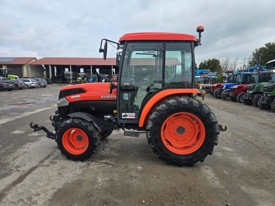 Kubota L2501+ TUZ  Ciagnik sadowniczy pierwszy właściciel