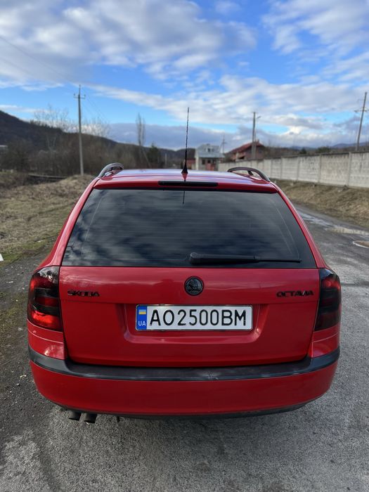 Skoda Octavia A5 АВТОМАТ Бенз/Газ