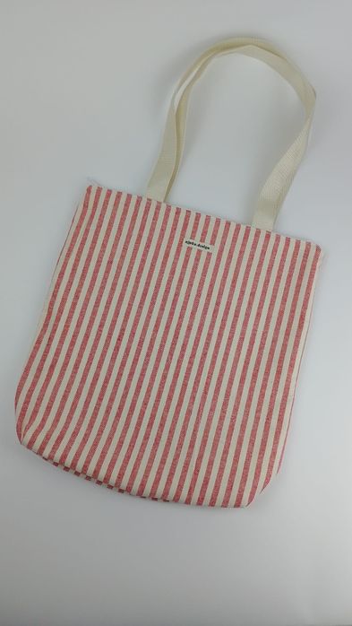 Totebag feita à mão
