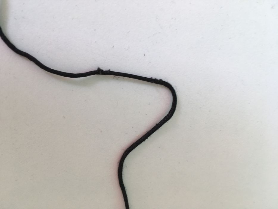 Wisiorek z ceramicznych kulek