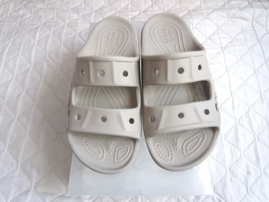 Nowe beżowe klapki - sandały Crocs, rozm.37/38