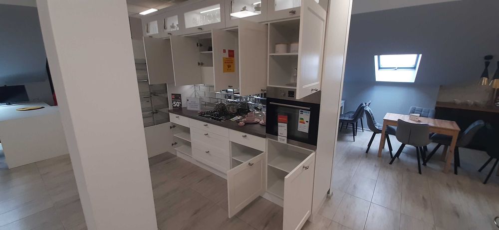 Zestaw Mebli Kuchennych BRW 43 Luvak Avenue, lakier mat WYPRZEDAŻ