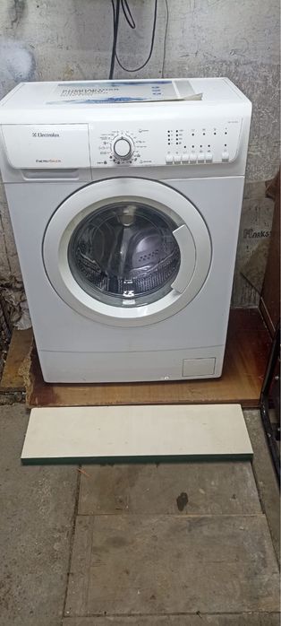 Пральна машина Electrolux