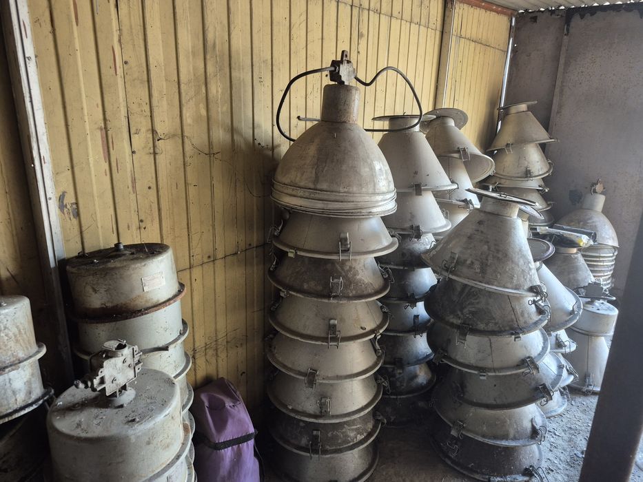 Lampy loft Mesko przemysłowe