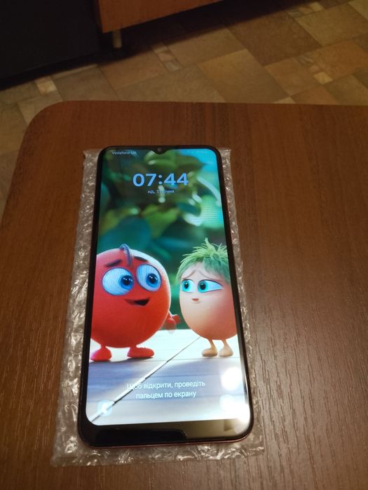 Samsung a04e,андроид14,память 3GB,32GB.