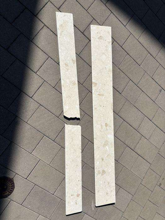 Parapety z konglomeratu