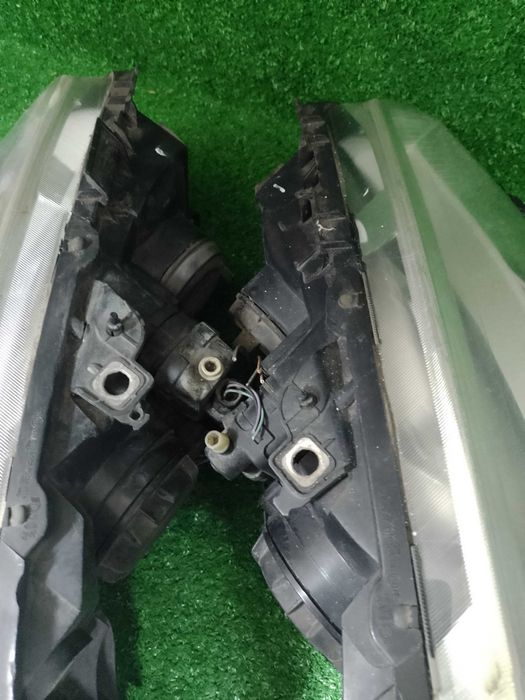 Renault MEGANE II , EU, Valeo, lampy przód prawa , lewa.