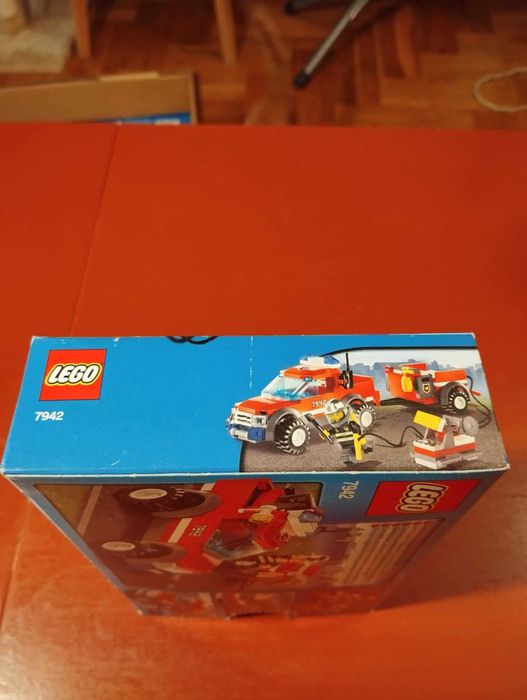 Lego City 7942 Terenowa Ekipa Ratunkowa