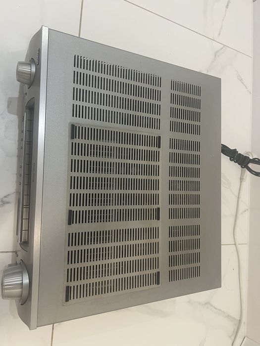 Ресивер DENON AVR-2308 . Потужний приймач підсилювач.