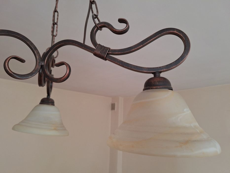 Sprzedam żyrandol / lampę sufitową na 3 żarówki 2 sztuki