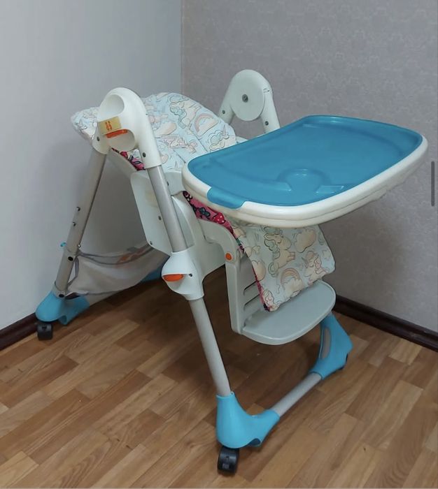 Столик для годування Chicco